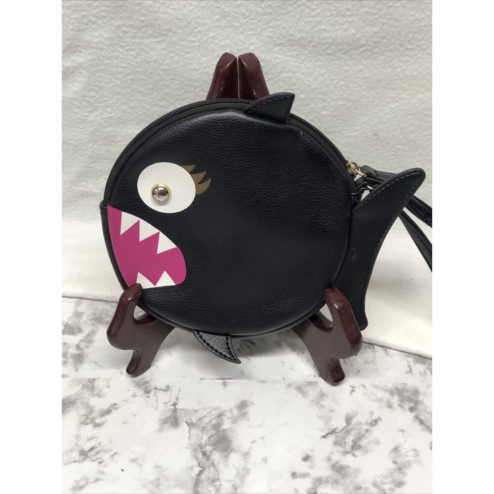 Luv Betsey Johnson Piranha Fish Coin Purse Wristlet Black Pink Novelty Y2K